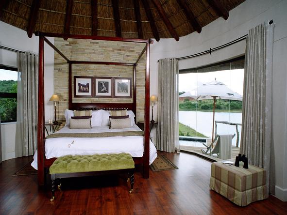Pumba Water Lodge - Bedroom2